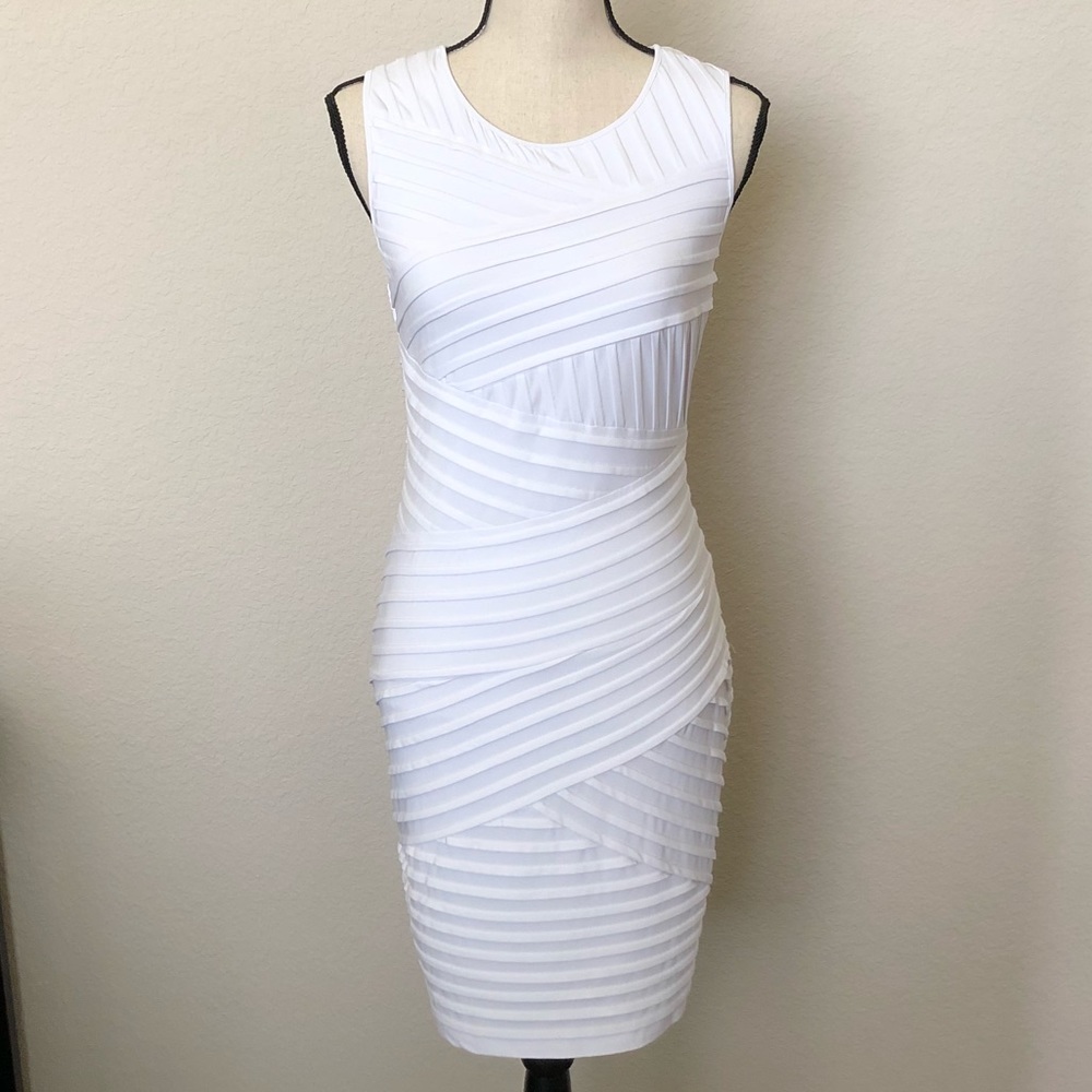 🚫SOLD🚫Calvin Klein White Sleeveless Sheath - Picture 3 of 7